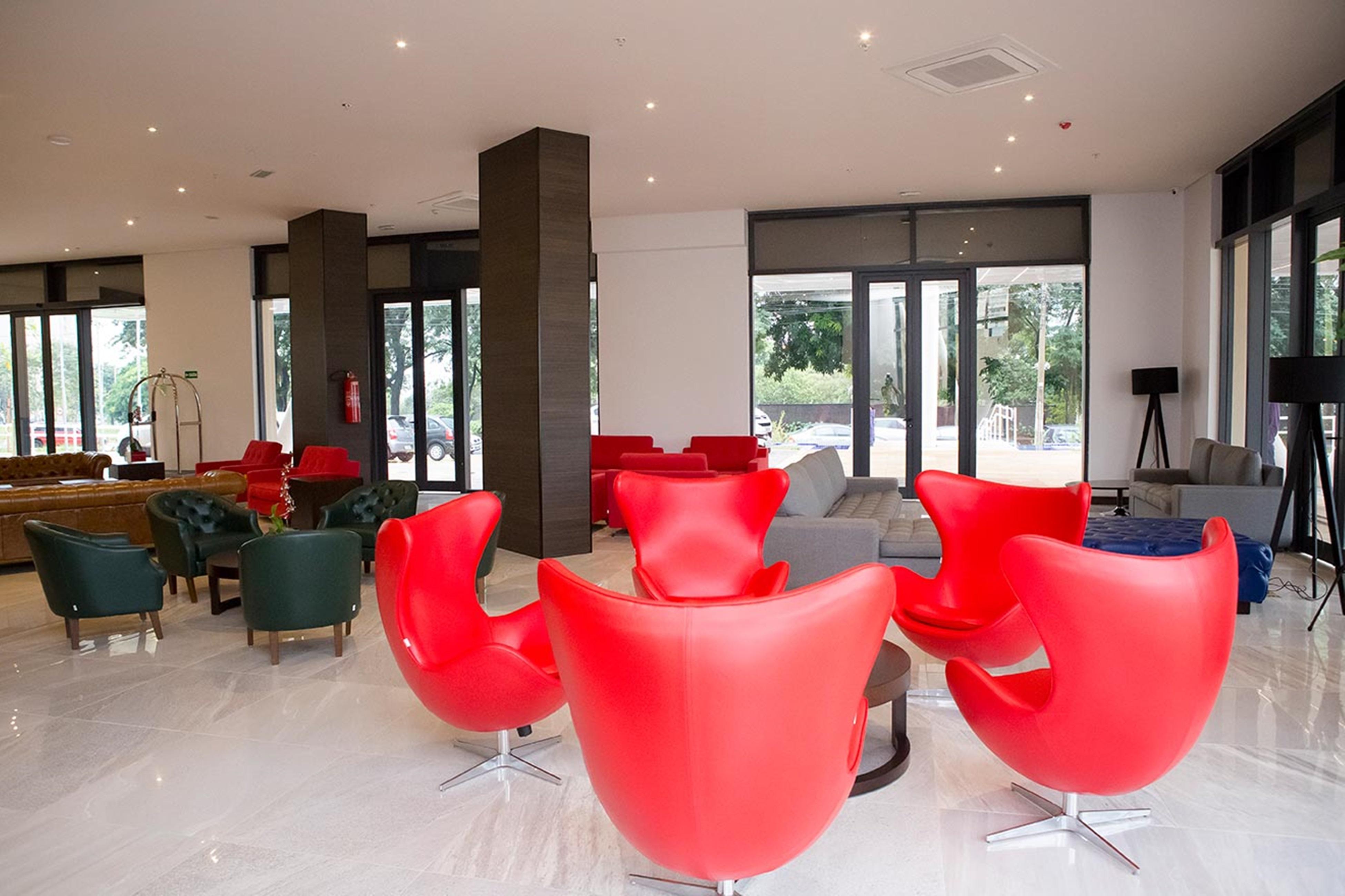 Tryp By Wyndham Ribeirao Preto Otel Dış mekan fotoğraf The lounge at the airport