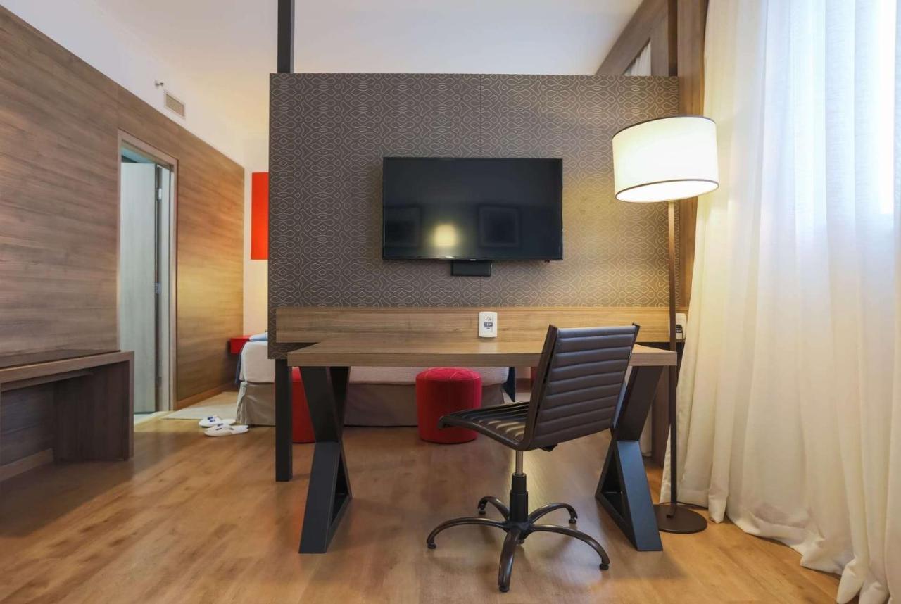 Tryp By Wyndham Ribeirao Preto Otel Dış mekan fotoğraf A room at the hotel
