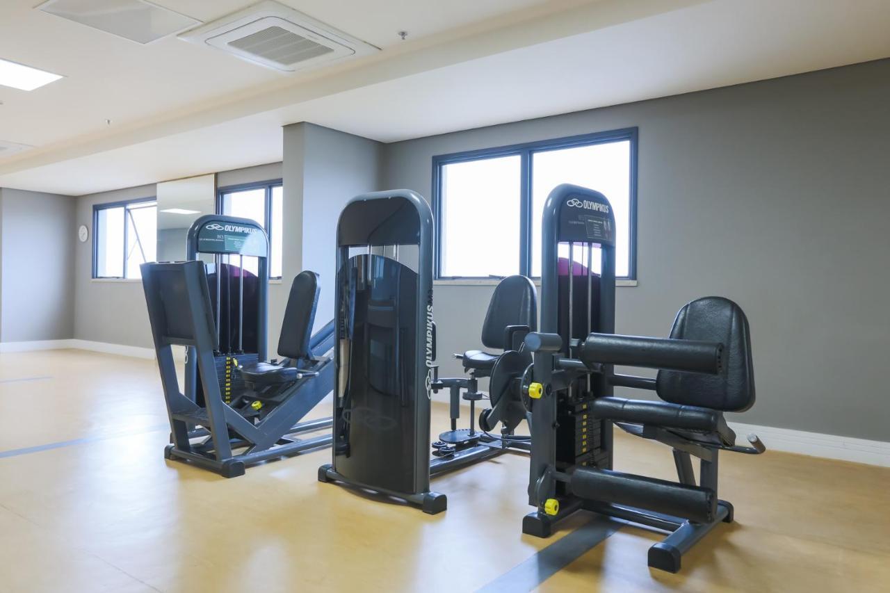 Tryp By Wyndham Ribeirao Preto Otel Dış mekan fotoğraf Leg press and leg curl machines